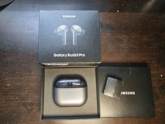 Samsung Galaxy Buds3 Pro Bluetooth Earbuds Silver SM-R630 (UD)